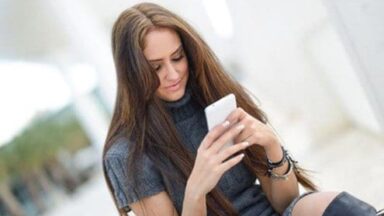 Primi messaggi a una ragazza: come iniziare una conversazione su Whatsapp