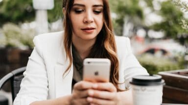 Come Chattare con una Ragazza su Instagram